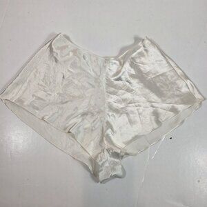 Vintage Victoria's Secret Second Skin Satin sleep lounge shorts Bun medium ivory